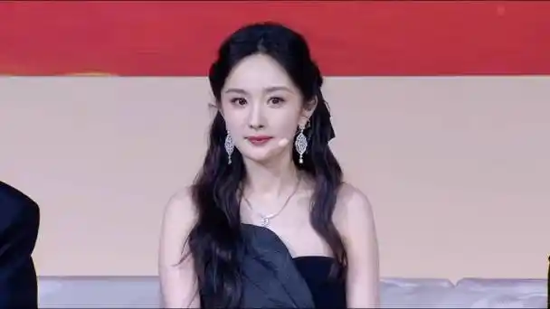 杨幂叫九尾许哥##杨幂王者荣耀荣耀王者代言人