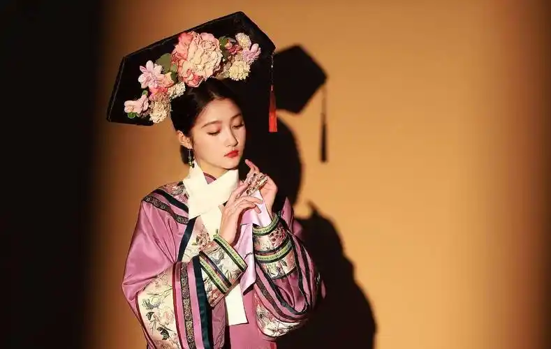 关晓彤怕被粉丝骂,华晨宇甩锅粉丝,《王牌》节目组彻底被打脸_贾玲