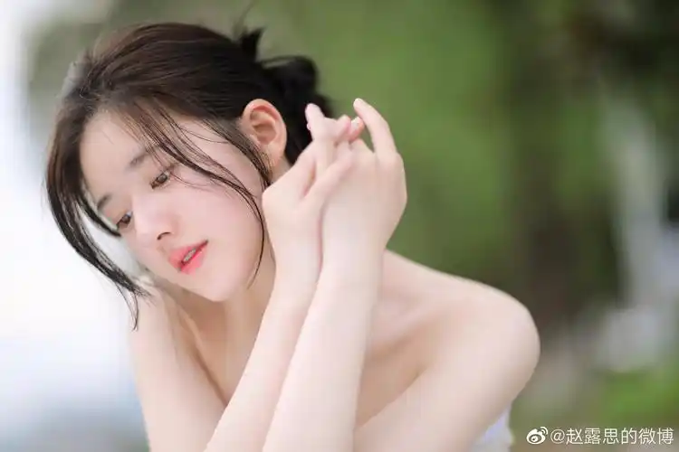 赵露思 - 堆糖,美图壁纸兴趣社区