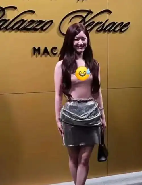 近日,36岁刘亦菲被拍到略显"发福",身材成为了网友议论的焦点