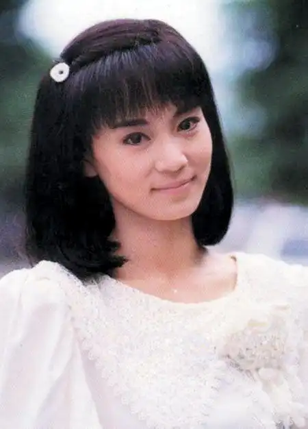 年轻时候的刘雪华