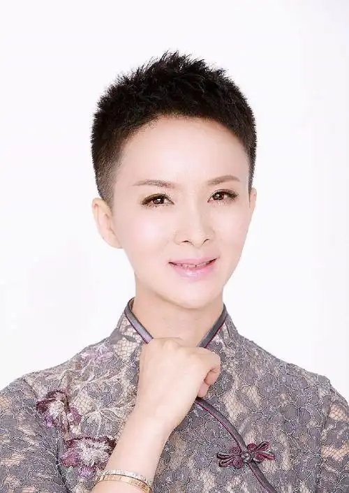 谢兰出场费谢兰代言费谢兰商演报价谢兰pr广告植入