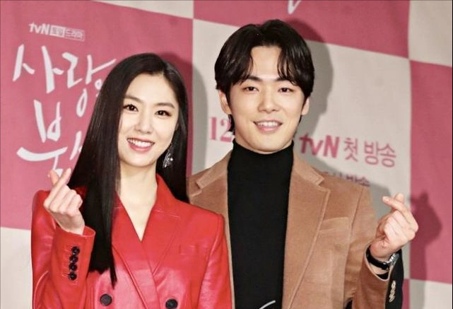 解约在即频生黑料,恋情瓜后金正贤被曝片场冷霸凌,跟徐睿知有关