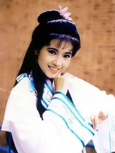 细数80年代tvb的绝色美女翁美玲真陈玉莲冷张曼玉俏蓝洁瑛靓曾华倩美