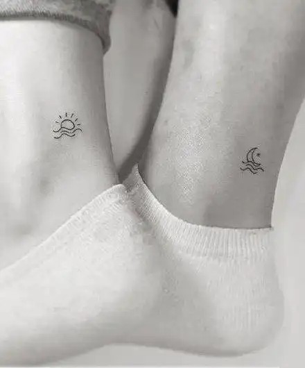 一组简单清新的情侣纹身图案