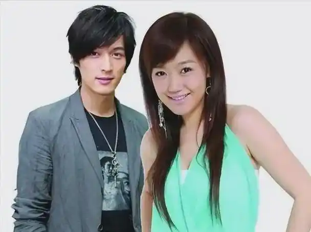 薛佳凝:分手15年后胡歌娶妻生子,她却选择出家,背后心酸无人知|江疏影