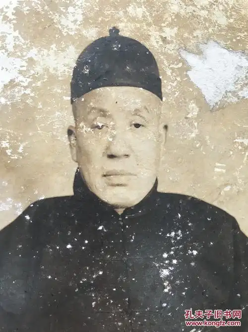 民国老照片穿长衫的三兄弟北平大陆摄影戴瓜皮帽的长者老相片卡纸