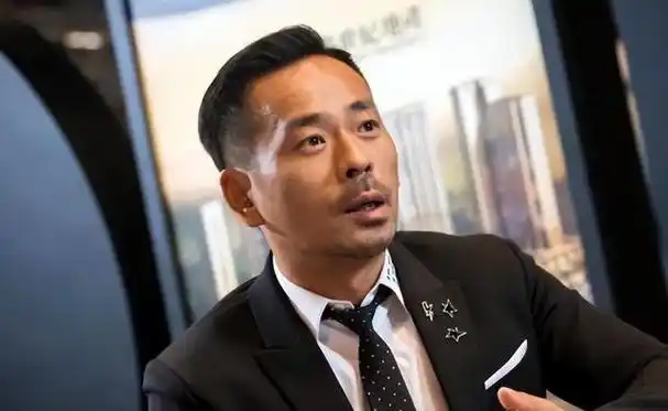 表面比肩王思聪实际都是伪豪门求求这8位少东家别再吹了