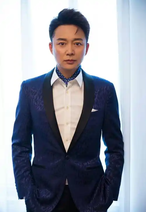 内地男演员【刘奕君经纪人】 | 主演 电视剧《扫黑风暴》_剧中_题材