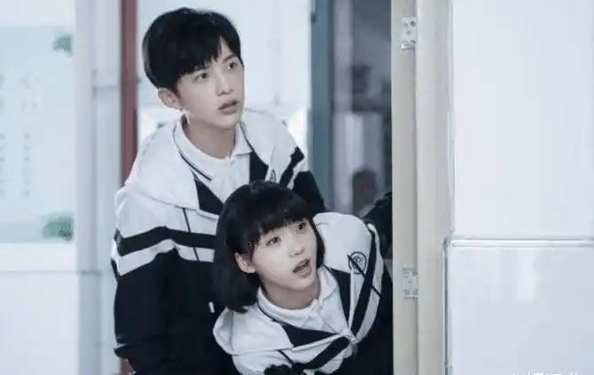 又迎来一甜恋网剧,男二是《亲爱的》熟人,看清男女主长相更要追_青春