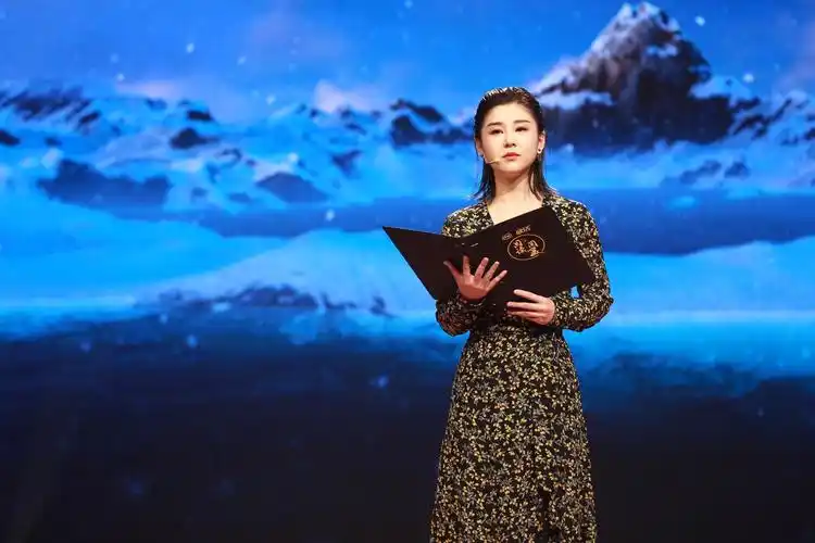 保剑锋李小萌王茂蕾加盟《阅读·阅美》推荐人阵容"24k纯演技派"