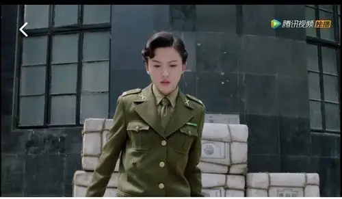 红蔷薇电视剧肖君浩与夏雨竹夫妻重逢亲儿子和平举枪刺杀夏雨竹