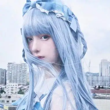 蓝色染发女生头像高清漂亮的蓝色头发女生头像真人图片