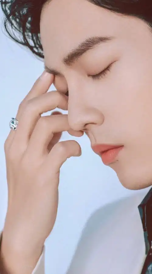 肖战|星光大赏 cr.肖海绵呀 - 堆糖,美图壁纸兴趣社区