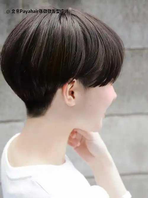 后脑勺被推掉的短发帅气又性感不失优雅