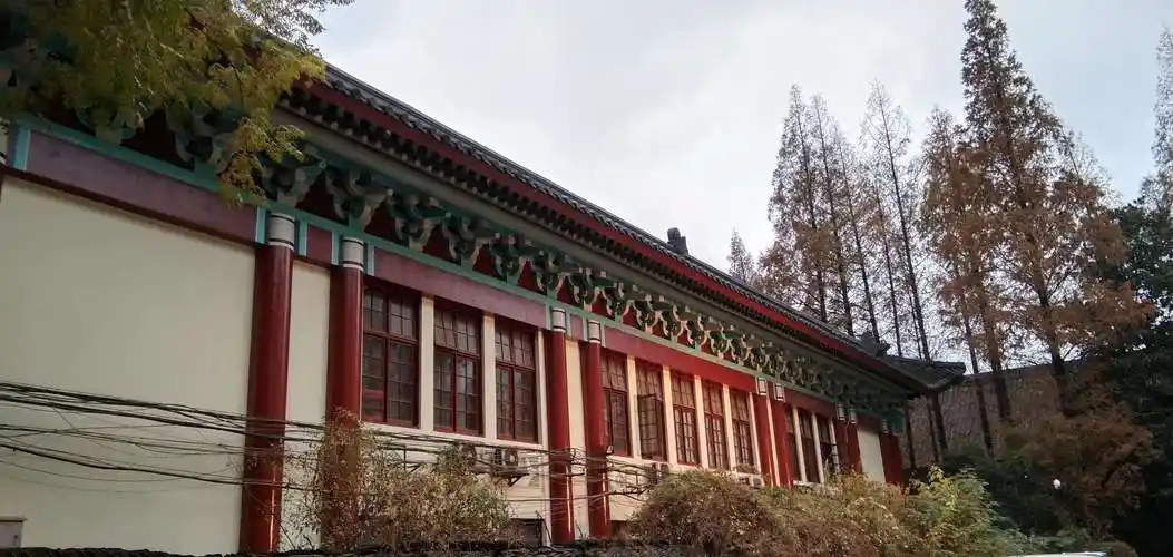 最美丽东方校园——南京师范大学 旭日东升手机拍摄制作