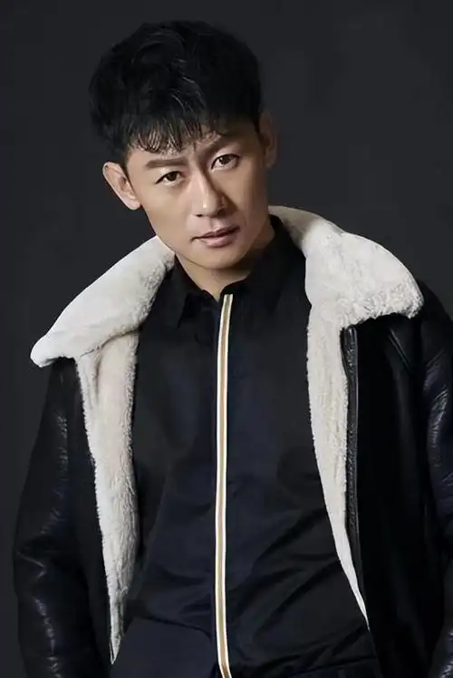 从跑龙套到著名演员42岁的李健终于翻身了