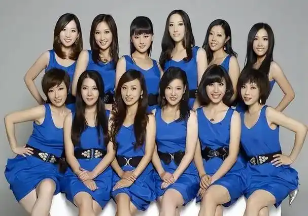 当年爆火的"女子十二乐坊",放弃中国到日本发展,如愿了吗?