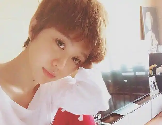 宋丹丹女儿姜妍厨娘一手好菜贵族轻奢拿钱砸出来装修