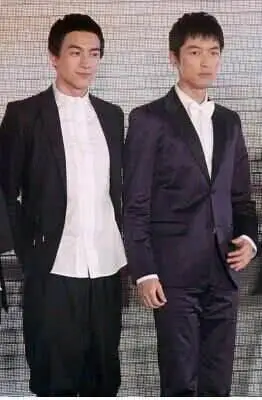 林更新与胡歌共舞,谁更骚气?