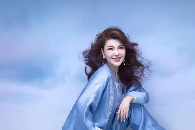 抖音飙升榜乌兰图雅《画你》播放量破12亿