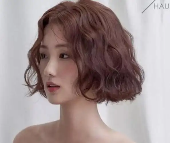 卷发发型女2022最新款2022流行趋势发型