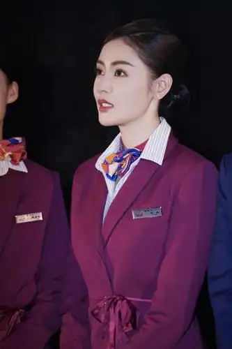 参加个真人秀节目都能被说营销太多,张天爱的团队真心不适合她