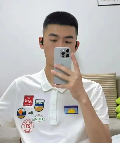 90后男生别乱剪发型了,这3款造型干净帅气,很适合在夏天剪!