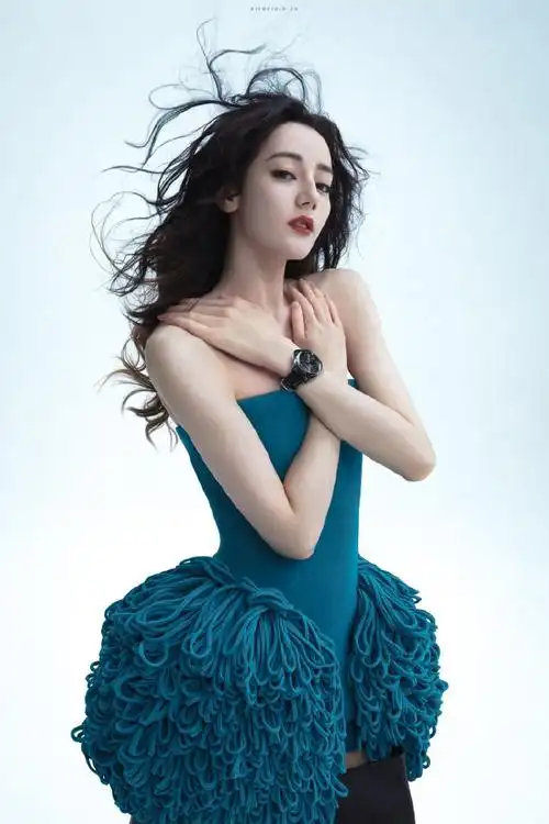 迪丽热巴07～2021年《madamefigaro》12月刊