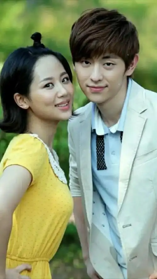 邓伦杨紫5年后同框,男神帅气有型,女神脸瘦下来变得更美了,好强的cp感