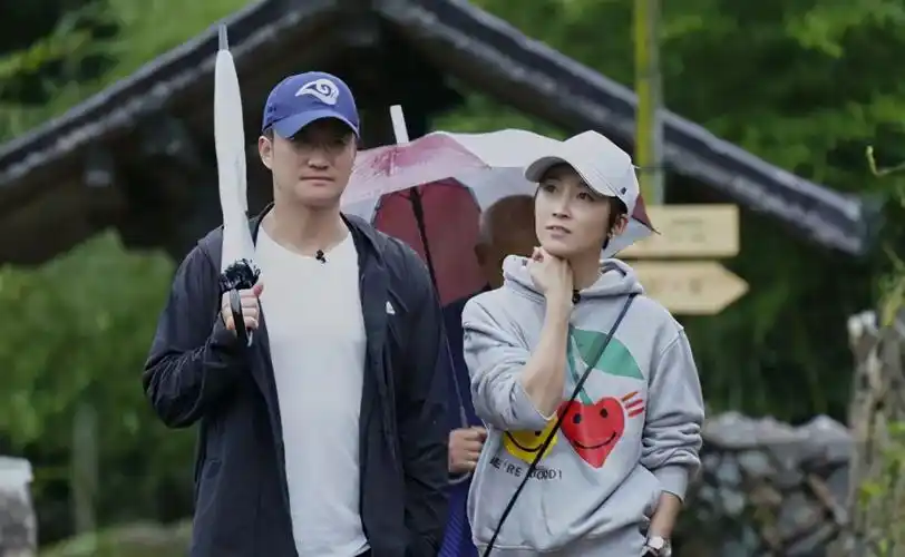 吴京谢楠录综艺入住新家乡村小院超接地气