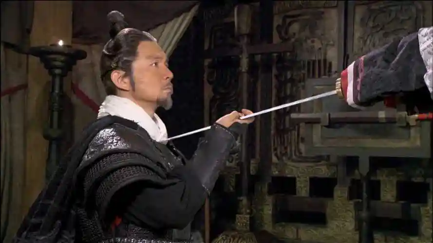 白起一路封神,成为大秦帝国最强将领,为何70多岁却被秦王容不下