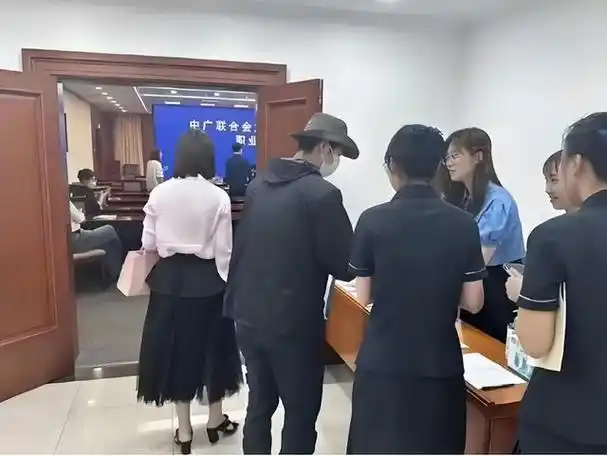 美版知乎:中国每年1000万人失踪,那为什么很多人说中国安全呢?