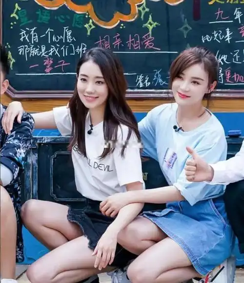 多年前坐在杨幂身边无人识,今电影同期上映票房赶超杨幂几十亿|袁姗姗