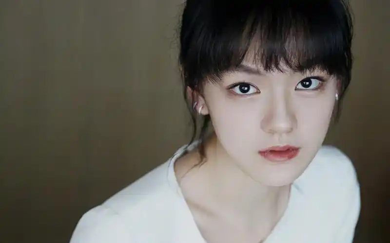 文淇清新少女感高清桌面壁纸