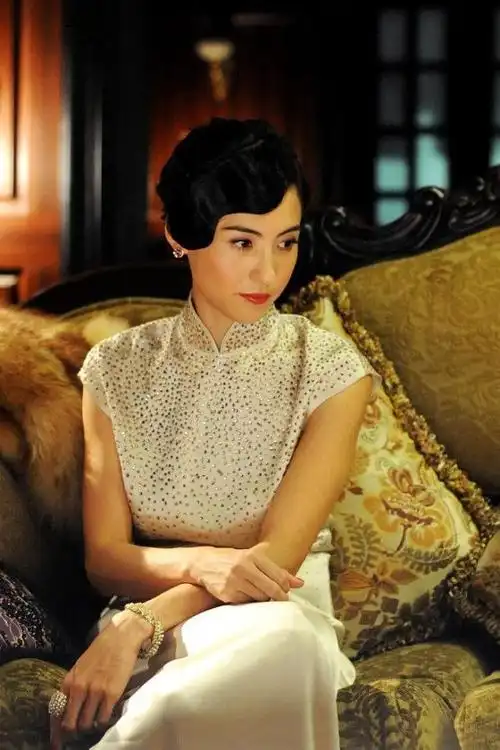 张柏芝的旗袍装,从清纯到妩媚,美得惊艳了时光!