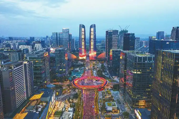 成都规范公园城市消费场景建设 "8 10"消费新场景发布