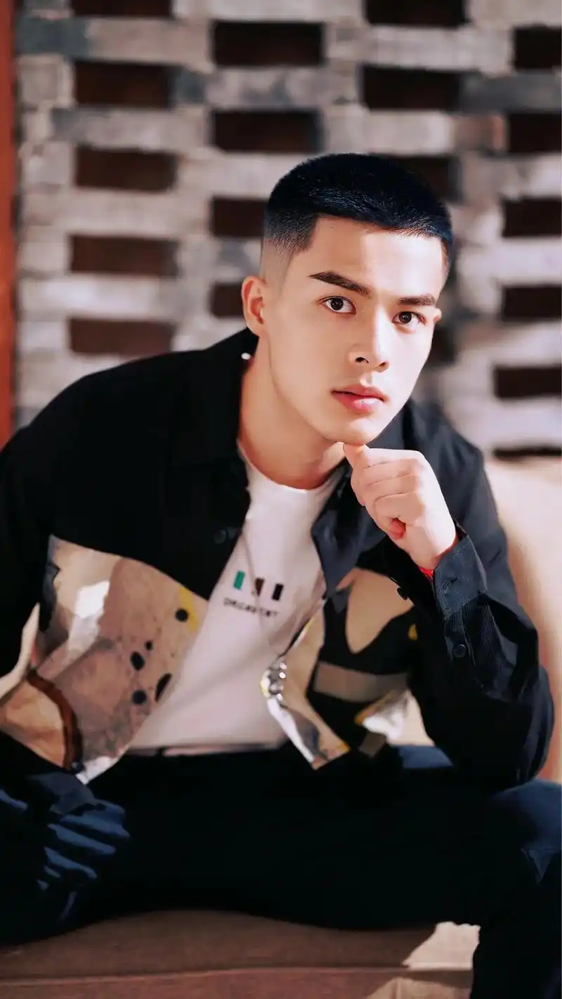 新发型-寸头.#男人不用太帅像爷们就行 #分享照片  - 抖音