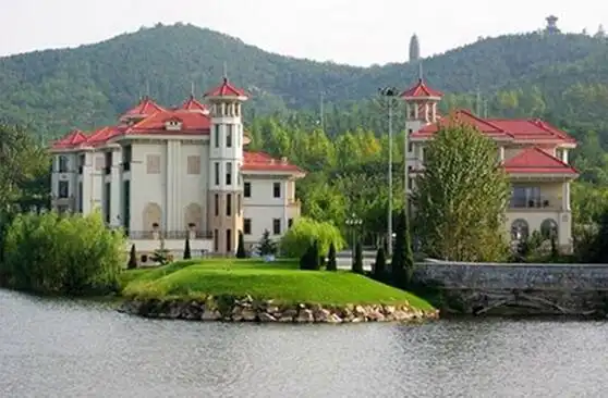 山东省烟台龙口市东江镇南山村外景.