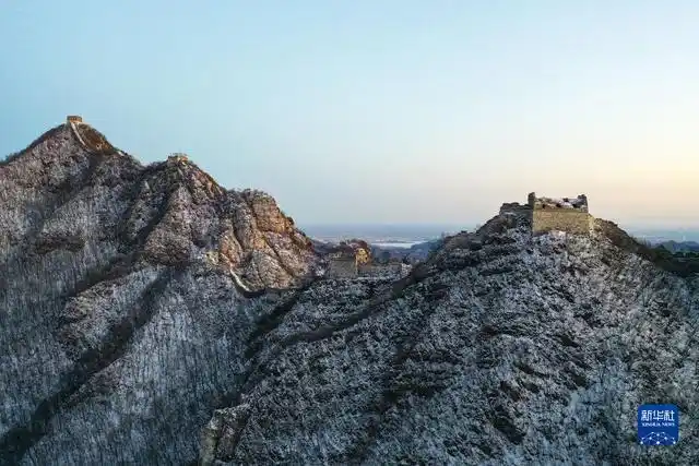 2月13日拍摄的箭扣长城(无人机全景照片).