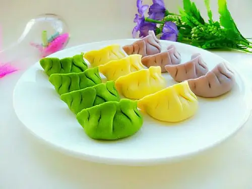 彩色饺子