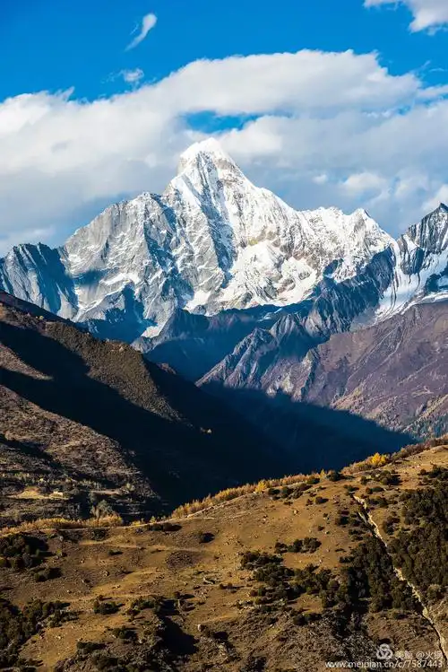 以山之名·四姑娘山