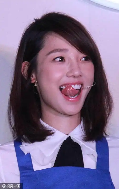 白百何被爆婚内出轨 爱笑的她有一颗不安分的心?