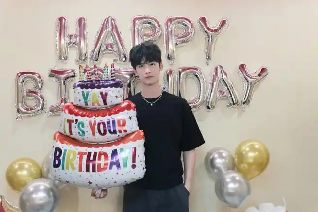 黄俊捷0709生日快乐