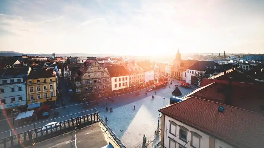 欧美美丽复古宁静小镇高清电脑桌面壁纸复古度假胜地唯美风景