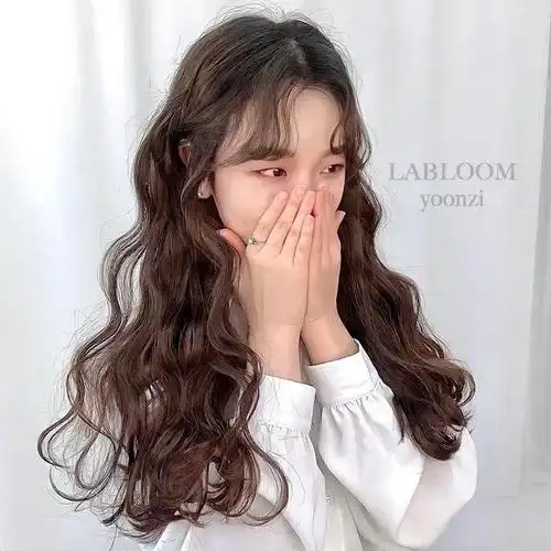 张钧甯的水波卷,今秋火到爆,这款更是显脸小的模板|卷发|中长发|短发