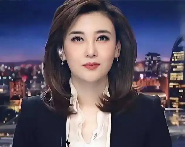 李红:初中辍学,靠自己成为电视主持,孝顺父母还帮弟弟找工作_事业