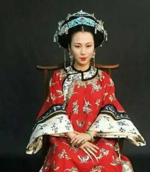 流潋紫,她为什么想到写宫斗?平生所愿:愿得一心人,白首不相离