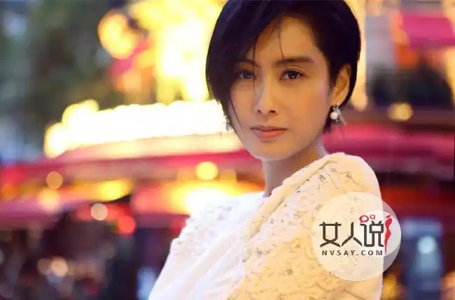 朱茵为什么恨周星驰揭朱茵周星驰分道扬镳背后不得不说的秘密