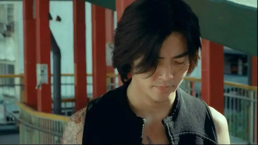 最帅古惑仔郑伊健,却因三个女人,丢了香港天王宝座_邵美琪_因为